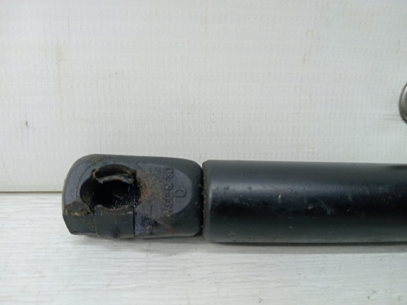 Амортизатор крышки багажника SsangYong Korando C200 2.0 DIESEL D20DT 2010 (б/у) Київ - зображення 3