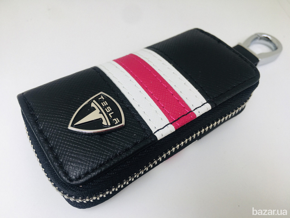 Ключница для авто KeyHolder TESLA Киев - изображение 1