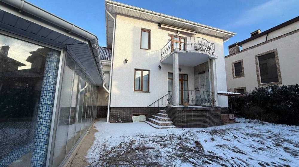 Терміново!!!Продам будинок з басейном та сауною у Совіньйоні Одеса Одесса - изображение 1