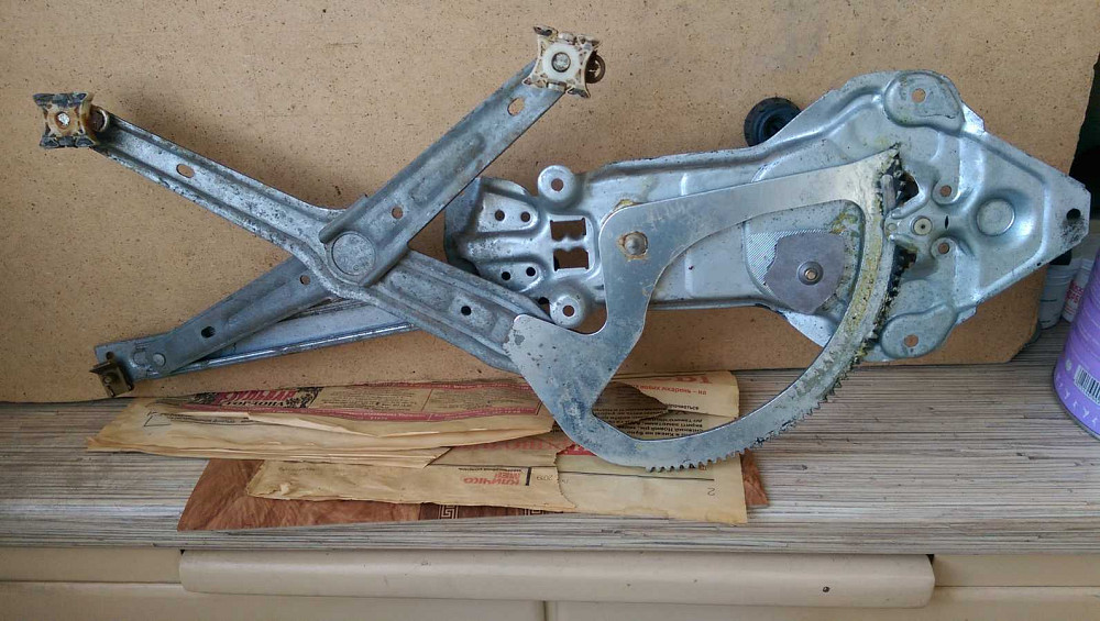 Стеклоподъемник BMW 525, E34, 1990, правый Киев - изображение 2