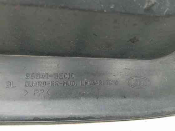 Брызговик задний левый Kia Sorento 2002-2011 868413W001 (Арт. 60460) Київ