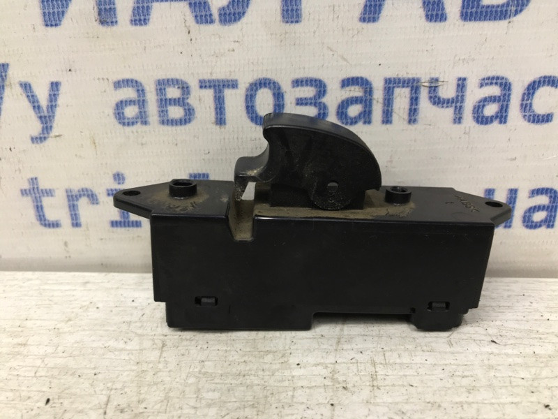 Кнопка стеклоподъемника Mitsubishi L200 KB 2.5 ДИЗЕЛЬ 4D56U 2006 (б/у) Киев - изображение 1