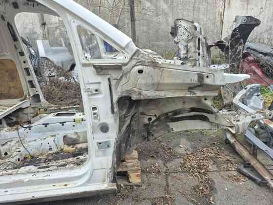 Четверть автомобиля передняя правая Volkswagen Caddy 2003-2015 1T0809146B (Арт. 67746) Київ