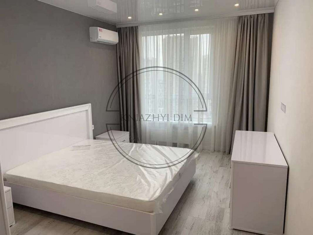 Є ГЕНЕРАТОР Оренда 2-х кімнатної студіо ЖК Зарічний Код Об'єкта № 11198832 Київ - зображення 1