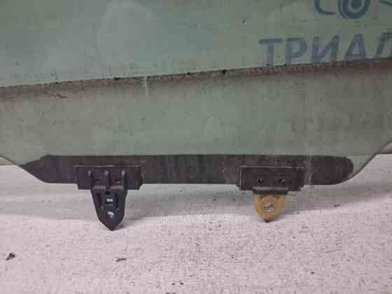 Стекло двери переднее правое Nissan Navara 2004-2015 80300EB310 (Арт. 82851) Киев
