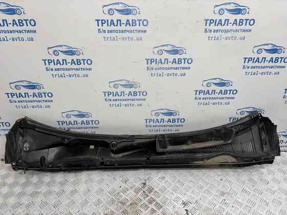 Дефлектор дворников Toyota RAV 4 2005-2016 5570842140 (Арт. 83392) Киев