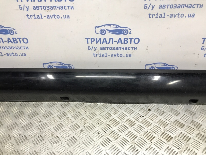 Накладка порога внешняя правая Kia Sorento BL 2.5 DIESEL D4CB 2002 (б/у) Киев - изображение 3