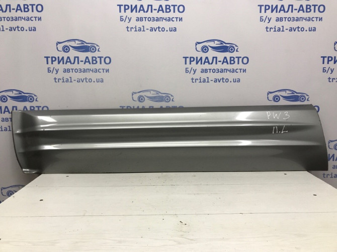 Накладка двери Mitsubishi Pajero Wagon 3 3.2 ДИЗЕЛЬ 4M41 1999 перед. лев. (б/у) Киев - изображение 1