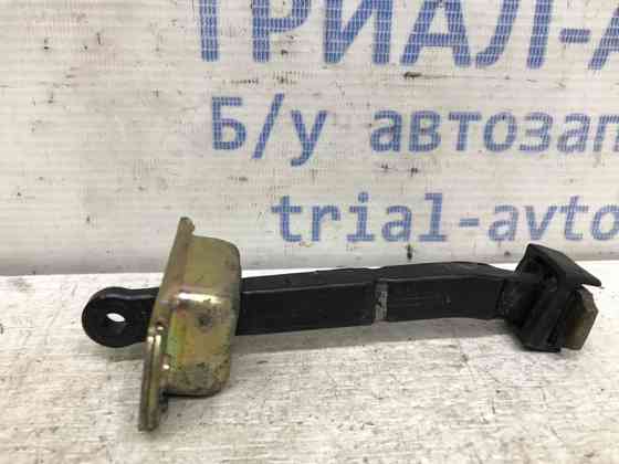 Ограничитель двери передний правый Mitsubishi Pajero Sport K9 2.5 DIESEL 4D56 1996 (б/у) Київ