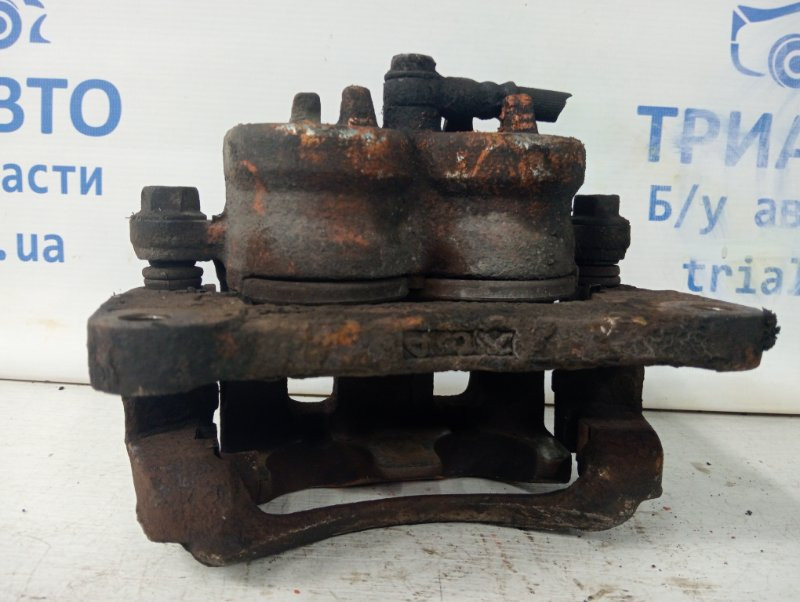 Суппорт передний левый Mitsubishi Pajero Wagon 3 3.2 ДИЗЕЛЬ 4M41 1999 (б/у) Киев - изображение 3