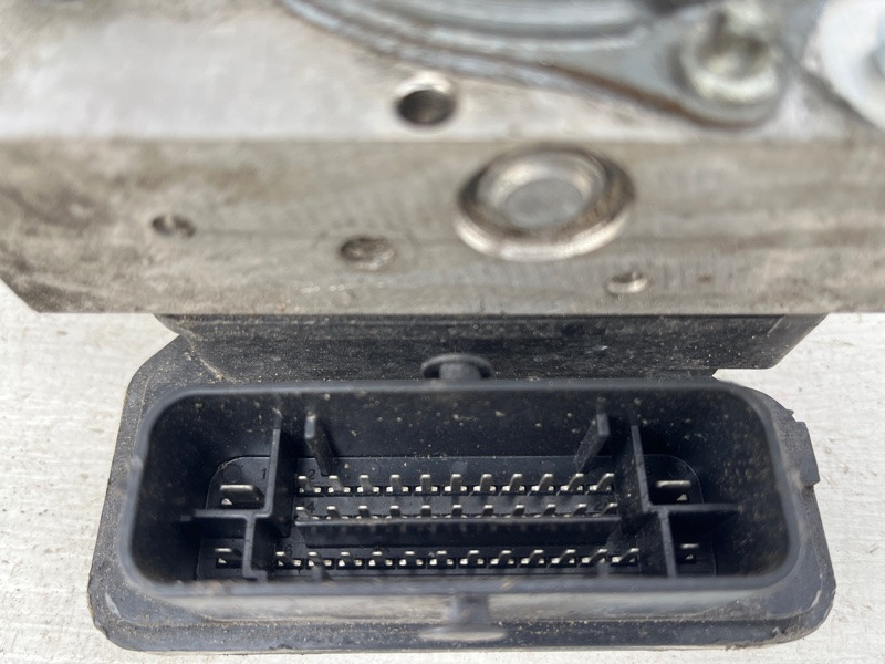 Блок abs Jeep Cherokee KL 2.4 БЕНЗИН ED6 2013 (б/у) Киев - изображение 3