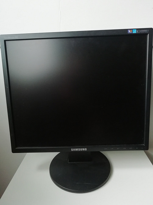 Монитор Samsung LS19MYAKBBA/EN Киев - изображение 1