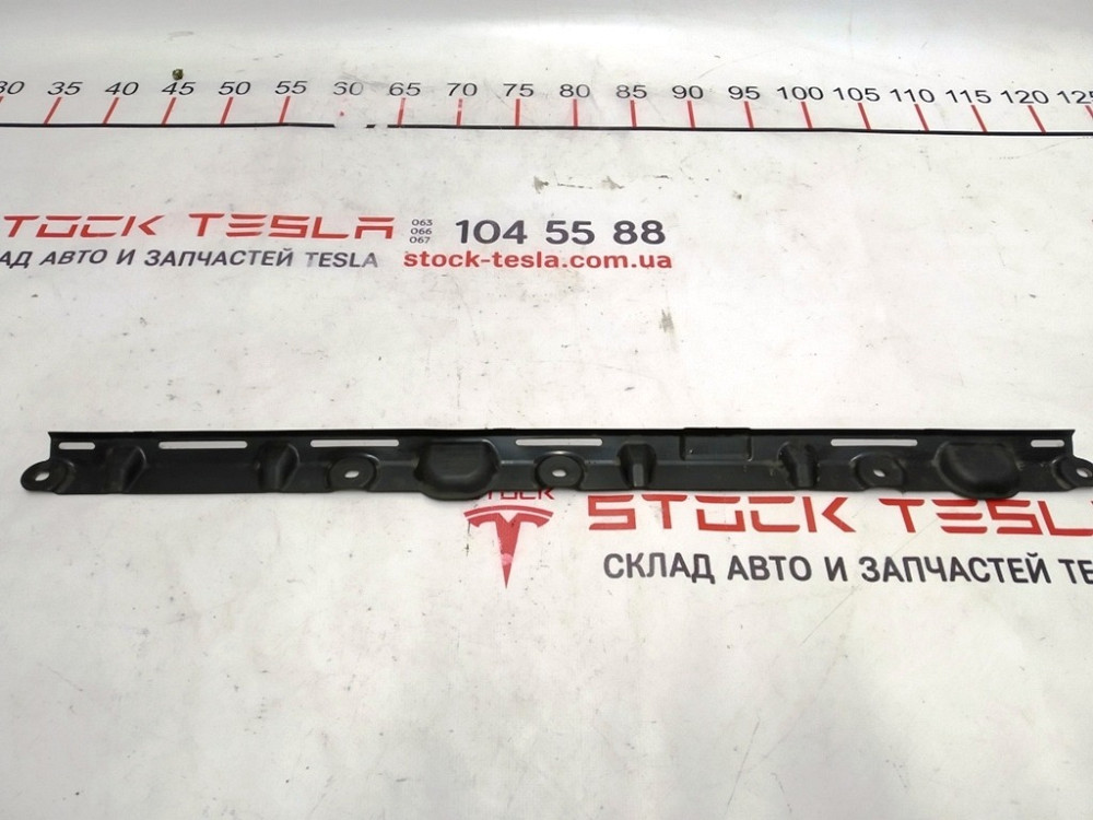 Накладка батареи высоковольтной боковая средняя Tesla model X S REST 1032385-00-C Киев - изображение 4