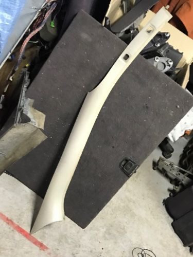 Бу накладка верхня Mercedes W168, 1686920401 , A1686920401 правой передней стойки Кропивницький - зображення 1