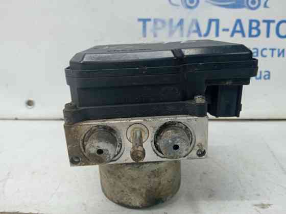 Блок abs Nissan X-Trail T31 2.0 DIESEL M9R 2007 (б/у) Киев