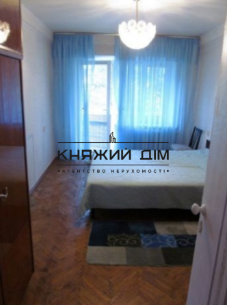 Оренда двокімнатна квартира (м. Видубичі). на вул. Правобережна. код 11181112 Киев