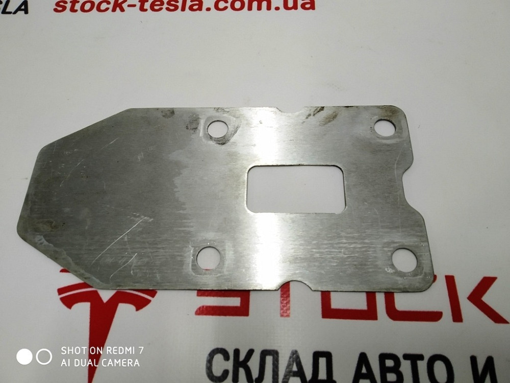 2Пластина дистанционная телевизор/усилитель T=1.0MM Tesla model S 1017658-00-A Киев - изображение 4