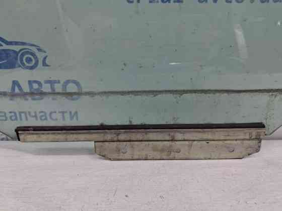 Стекло двери заднее левое Toyota Auris E150 1.6 БЕНЗИН 1ZRFAE 2006 (б/у) Київ