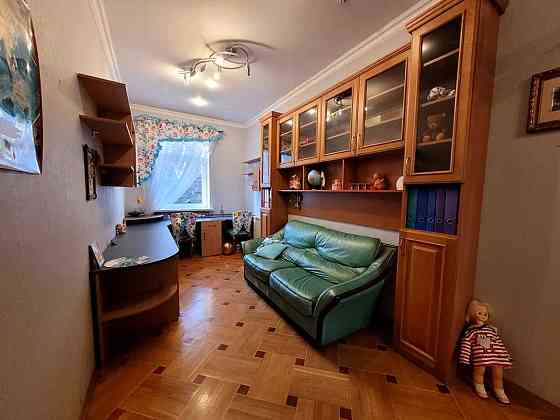 долгосрочная аренда 3-к дом Киев, Соломенский, 1300 $/мес. Київ