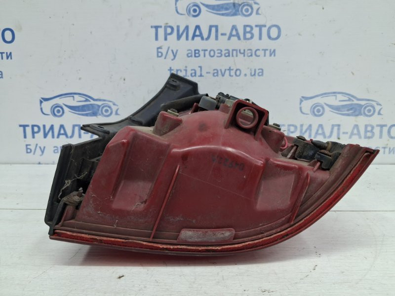 Фонарь задний внешний левый Hyundai Tucson JM 2.0 DIESEL D4EA 2004 (б/у) Киев - изображение 6