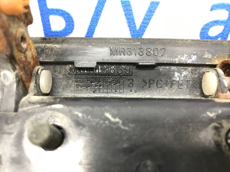 Ручка двери внешняя задняя левая Mitsubishi Pajero Sport K9 2.5 DIESEL 4D56 1996 (б/у) Киев - изображение 4