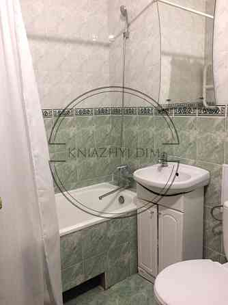 Без комиссии! Уютная 1 к. кв. напротив парка Славы, м. Арсенальная. Київ