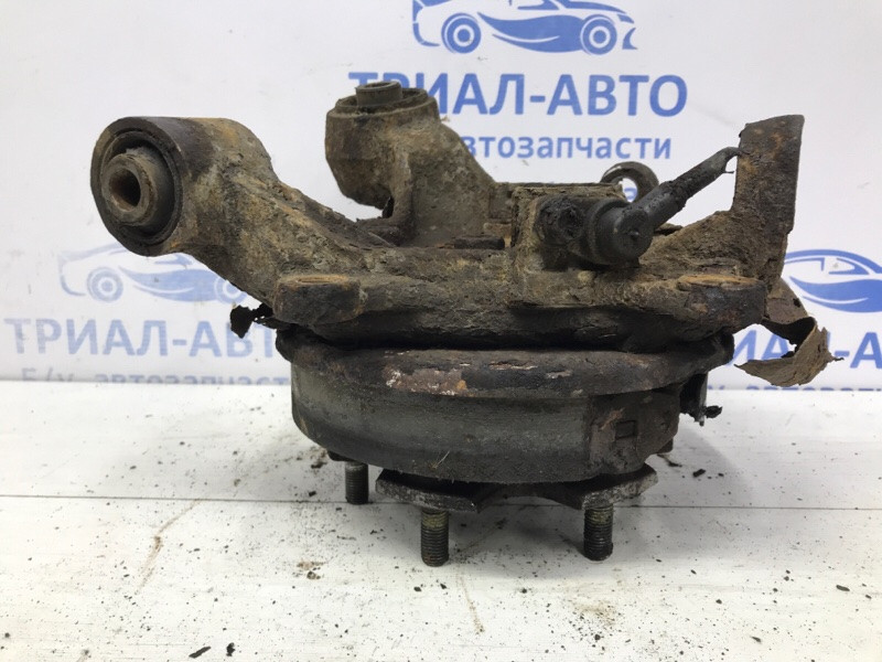 Цапфа задняя левая со ступицей Mitsubishi Pajero Wagon 3 3.2 ДИЗЕЛЬ 4M41 1999 (б/у) Київ - зображення 2