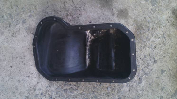 Поддон картера двигателя 048103601 Ауди 100 , 1.8 оригинал Винница - изображение 2