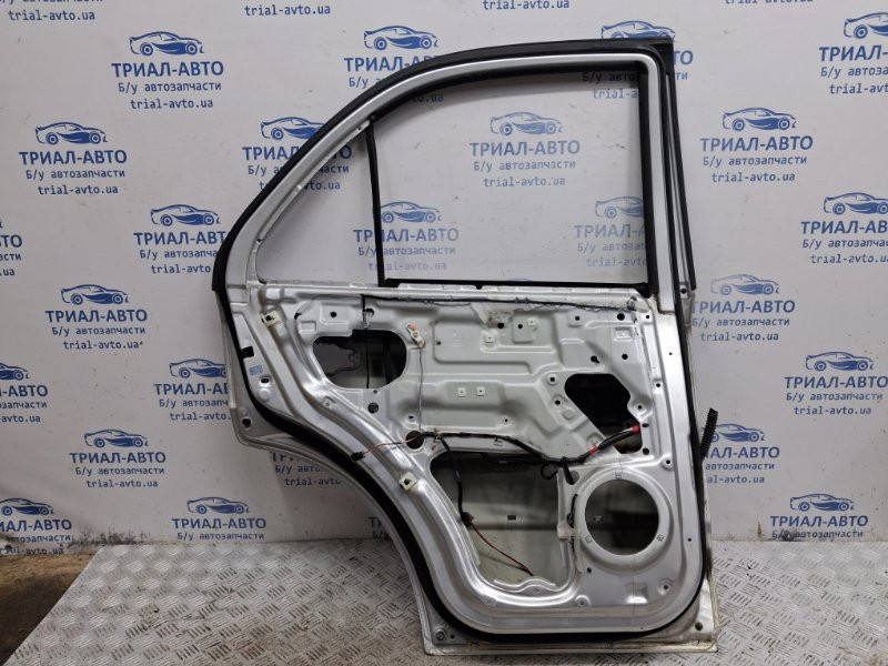 Дверь задняя левая Kia Sorento BL 2.5 DIESEL D4CB 2002 (б/у) Киев - изображение 9