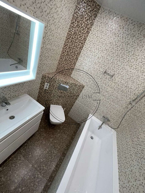 Э генератор. 2-х кімнатна , Вишняківська 2. метро Харківська Киев - изображение 3