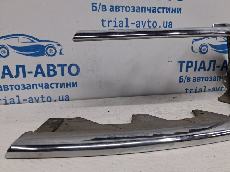 Накладка Mitsubishi Pajero Sport K9 3.0 БЕНЗИН 6G72 1996 лев. (б/у) Киев - изображение 3