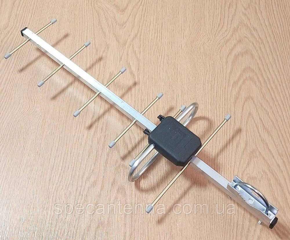 Антенна 925-960 МГц 11 дБ 50 Вт направленная АТК-7 Днепр - изображение 1