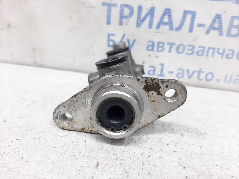 Тормозной цилиндр главный Mitsubishi Pajero Sport K9 2.5 DIESEL 4D56 1996 (б/у) Киев - изображение 3