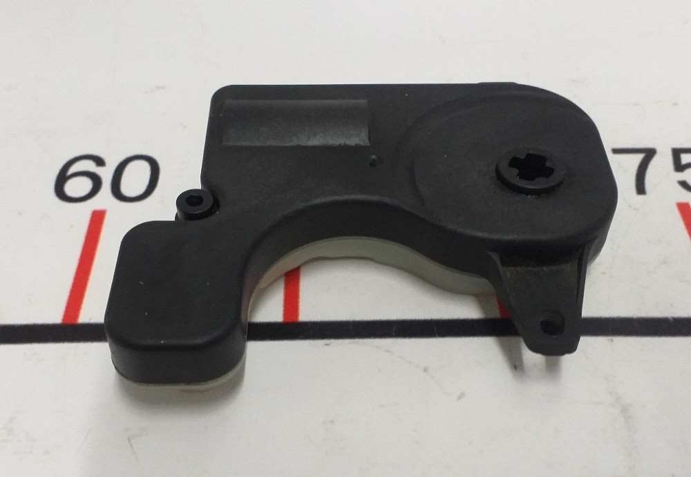 Привод клапана расширительного бачка охлаждающей жидкости Tesla model 3 1077617-00-E Київ - зображення 1