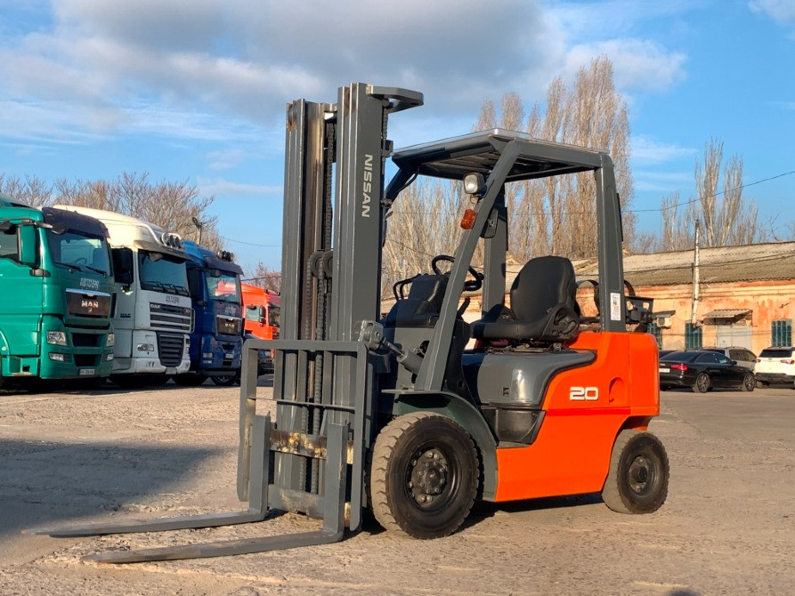 Вилочний автопогрузчик Nissan, з щоглою triplex/триплекс 5.1 метри. Модель: P1F2A20D. Випуск 2014 р Миколаїв - зображення 2