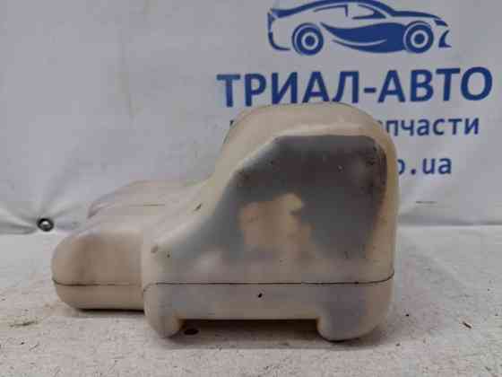 Бачок радиатора (расширительный) Mitsubishi Pajero Wagon 3 3.2 ДИЗЕЛЬ 4M41 1999 (б/у) Киев