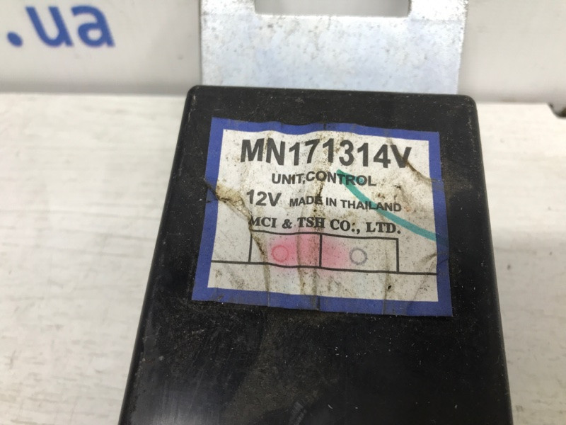 Блок управления полным приводом Mitsubishi L200 KB 2.5 ДИЗЕЛЬ 4D56U 2006 (б/у) Киев - изображение 3