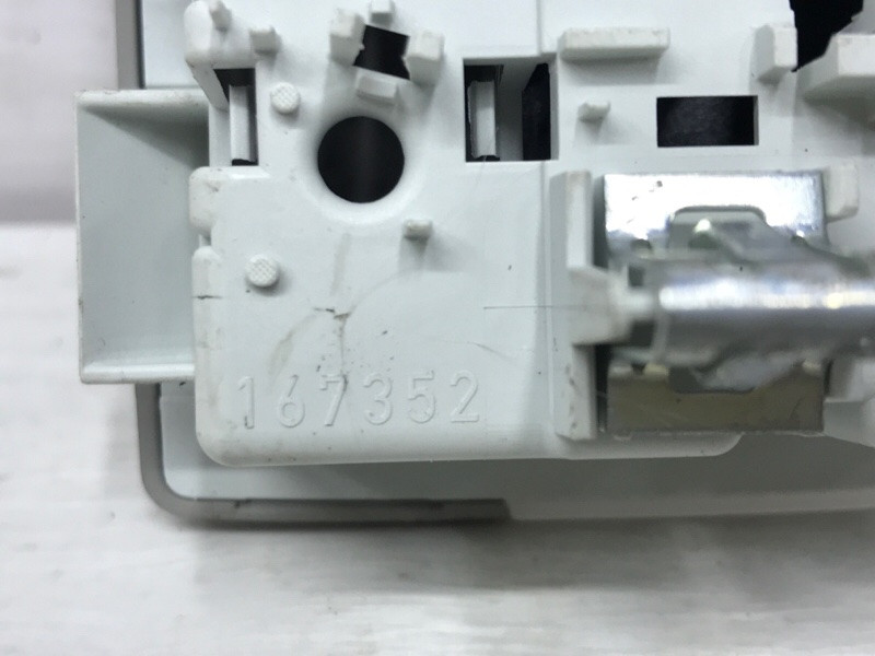 Плафон передний Chevrolet Cruze J300 1.8 2009 (б/у) Київ - зображення 4