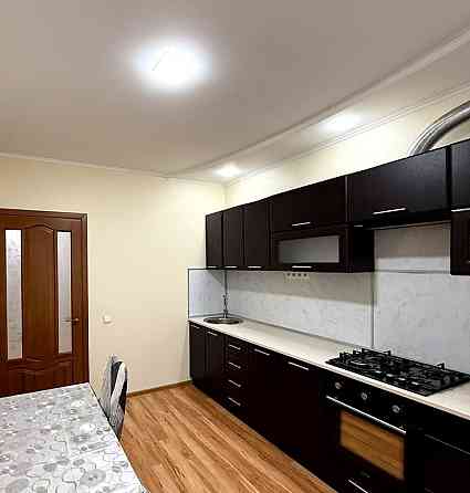 Продам 2-х ком. Королева /Тополева. 72 кв. Кирпич, газ. Таирова. Одесса