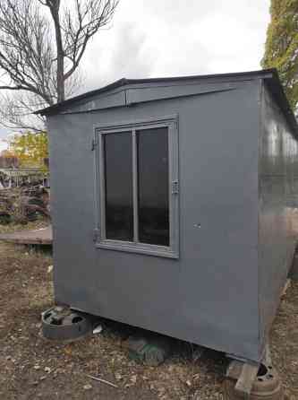 Вагончик кунг бытовка утепленный c окнами, внутри стеллажи и буржуйка Кременчук