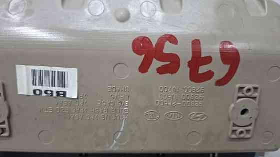 Плафон передний Kia Sorento XM 2.4 БЕНЗИН G4KJ 2009 (б/у) Киев