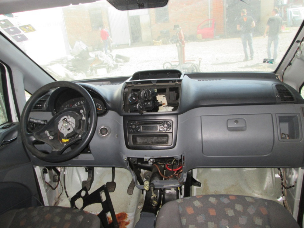 Панель салона передняя (торпедо) Mercedes Vito w639 2003-2014 Ковель - изображение 1