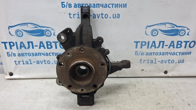 Кулак поворотный левый со ступицей Renault Megane 3 1.5 DIESEL K9K 2008 (б/у) Київ - зображення 1