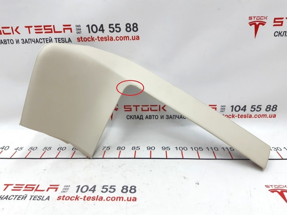 2Накладка центральной панели нижняя правая 13A PUR CREAM с повреждением Tesla model S REST, Tesla mo Киев - изображение 1