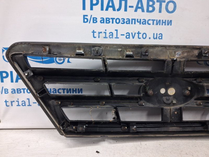 Решетка радиатора Kia Sorento BL 2.5 DIESEL D4CB 2002 (б/у) Киев - изображение 5