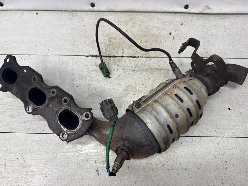 Коллектор выпускной с катализатором Suzuki Grand Vitara JT 2.7 БЕНЗИН H27A 2005 (б/у) Киев - изображение 4