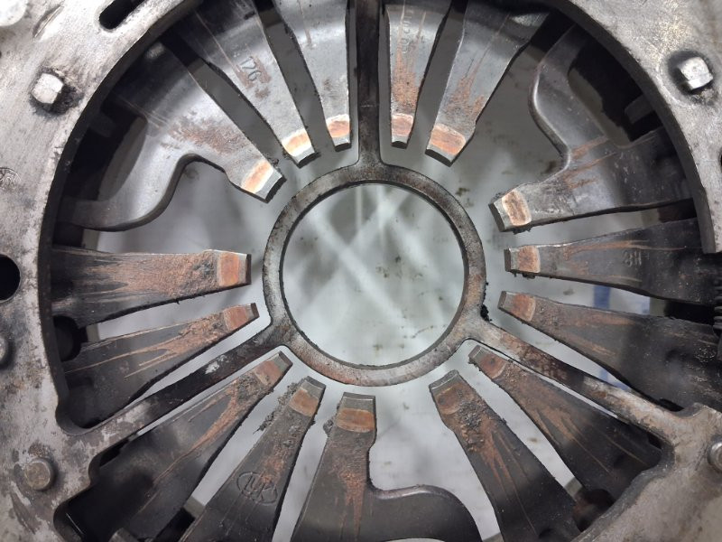 Корзина сцепления Kia Sorento BL 2.5 DIESEL D4CB 2002 (б/у) Київ - зображення 2