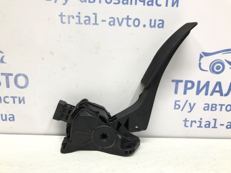 Педаль газа Chevrolet Cruze J300 1.8 2009 (б/у) Київ - зображення 1