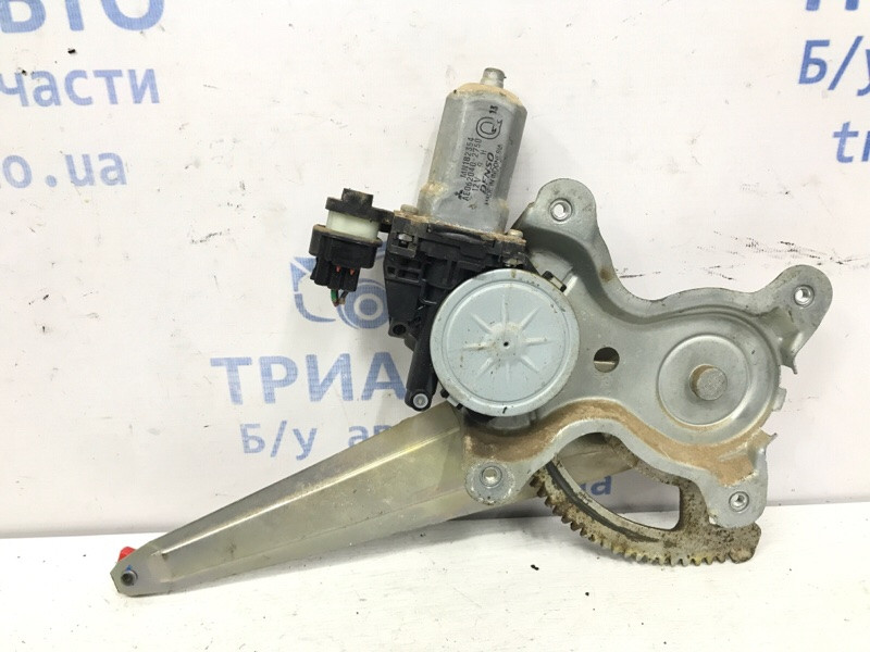 Стеклоподъемник задний левый Mitsubishi L200 KB 2.5 ДИЗЕЛЬ 4D56U 2006 (б/у) Київ - зображення 1