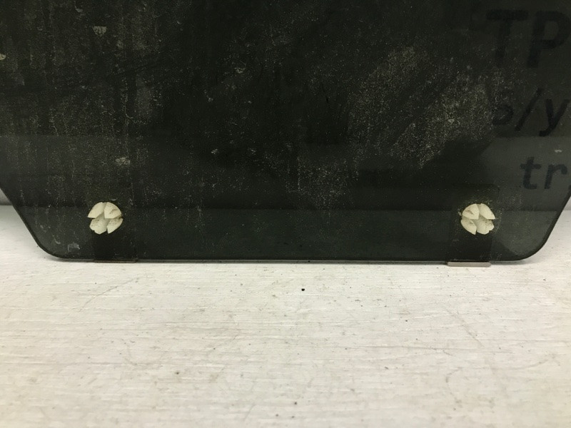 Стекло двери заднее левое SsangYong Korando 2010-2019 7337634021 (Арт. 44867) Київ - зображення 2